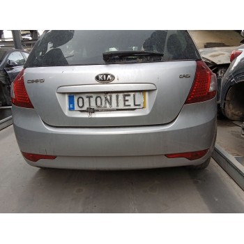 Recambio de paragolpes trasero para kia ceed (cd) 1.6 crdi 136 referencia OEM IAM 86610J7000  