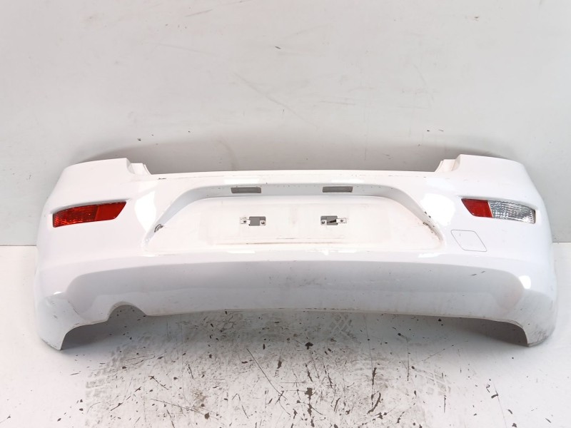 Recambio de paragolpes trasero para chevrolet cruze (j300) 1.6 referencia OEM IAM 95404332  