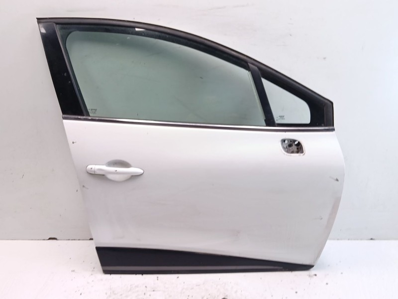 Recambio de puerta delantera derecha para renault clio iv (bh_) 1.5 dci 90 referencia OEM IAM 801008302R  