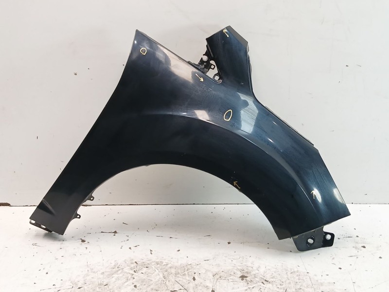 Recambio de aleta delantera derecha para ford c-max edition referencia OEM IAM   