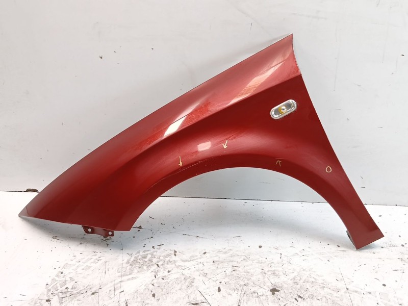 Recambio de aleta delantera izquierda para seat leon (1p1) 1.6 referencia OEM IAM 1P0821021A  