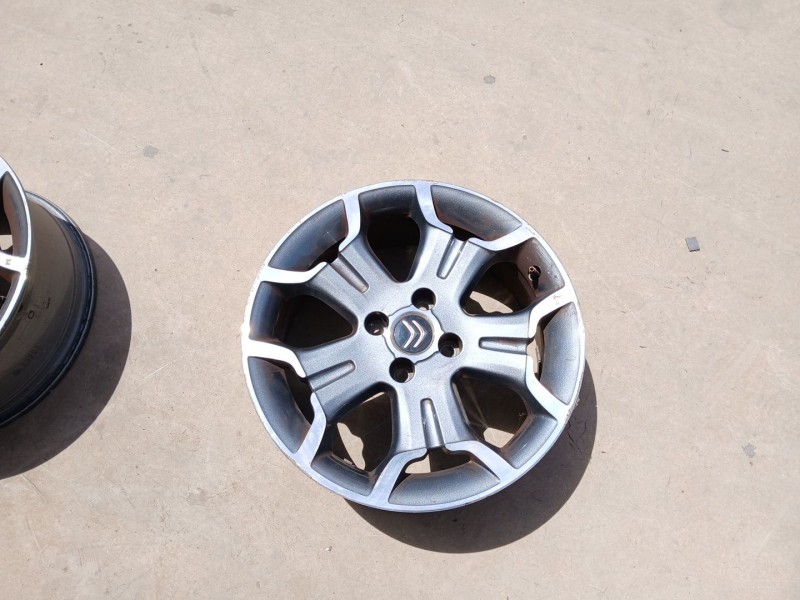 Recambio de llanta para citroën ds3 (sa_) 1.6 thp 165 referencia OEM IAM 9687754377 X1 17 PULGADAS