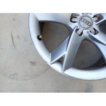 Recambio de llanta para audi a5 (8t3) 2.7 tdi referencia OEM IAM 8T0601025F X1 19 PULGADAS