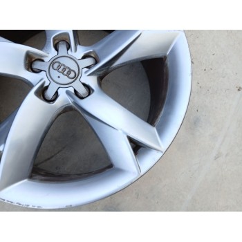 Recambio de llanta para audi a5 (8t3) 2.7 tdi referencia OEM IAM 8T0601025F X1 19 PULGADAS