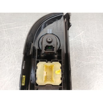 Recambio de mando elevalunas delantero izquierdo para renault clio iv (bh_) 1.5 dci 90 referencia OEM IAM 254118044r  