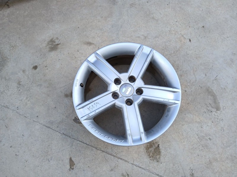 Recambio de llanta para seat leon (1p1) reference copa referencia OEM IAM 1P0071490 X1 17 PULGADAS