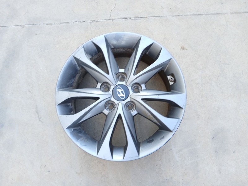 Recambio de llanta para hyundai ix35 sle 2wd referencia OEM IAM 529102Y510 X1 16 PULGADAS