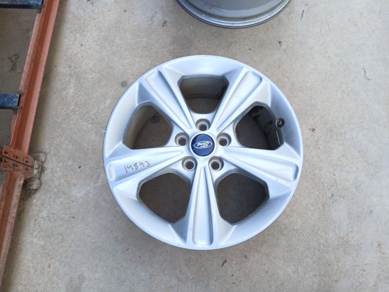 Recambio de llanta para ford kuga (cbs) titanium referencia OEM IAM CJ5C1007B2B X1 17 PULGADAS