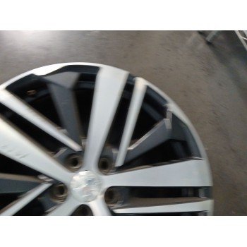 Recambio de llanta para peugeot 5008 gt referencia OEM IAM 9820411177 X1 19 PULGADAS