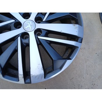 Recambio de llanta para peugeot 5008 gt referencia OEM IAM 9820411177 X1 19 PULGADAS