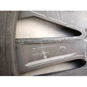 Recambio de llanta para peugeot 5008 gt referencia OEM IAM 9820411177 X1 19 PULGADAS