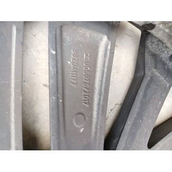 Recambio de llanta para peugeot 5008 gt referencia OEM IAM 9820411177 X1 19 PULGADAS