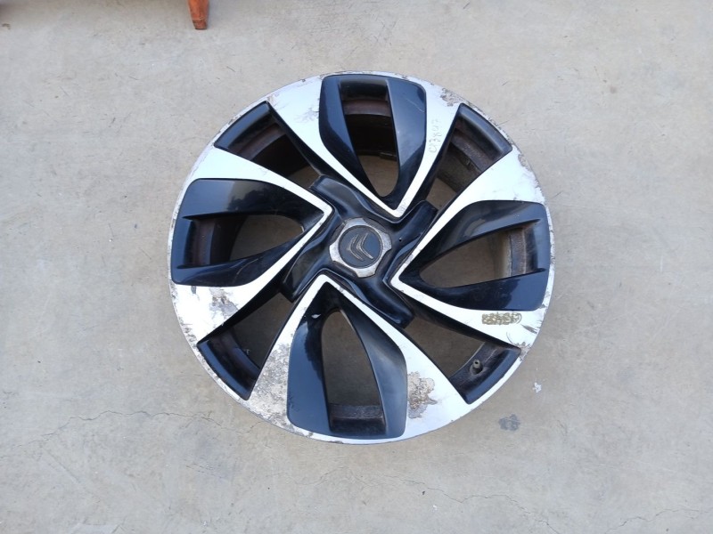 Recambio de llanta para citroën ds5 style referencia OEM IAM 6987902677 x1 18 PULGADAS