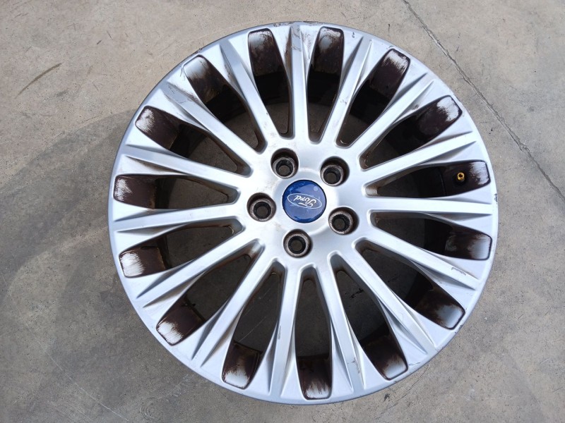 Recambio de llanta para ford focus iii sedán 1.6 tdci referencia OEM IAM BM5J10076GBI X1 17 PULGADAS