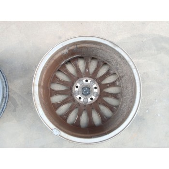 Recambio de llanta para ford focus iii sedán 1.6 tdci referencia OEM IAM BM5J10076GBI X1 17 PULGADAS