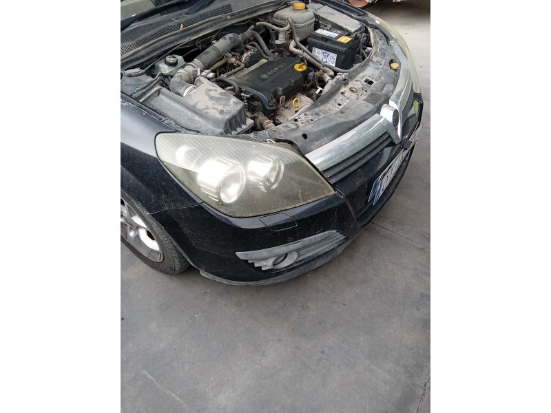 Recambio de faro derecho para opel astra h (a04) 1.4 (l48) referencia OEM IAM 93178636  