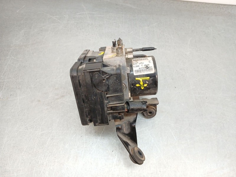 Recambio de abs para mazda 3 sedán (bl) 1.6 mzr cd (bl12) referencia OEM IAM bfd2437az  