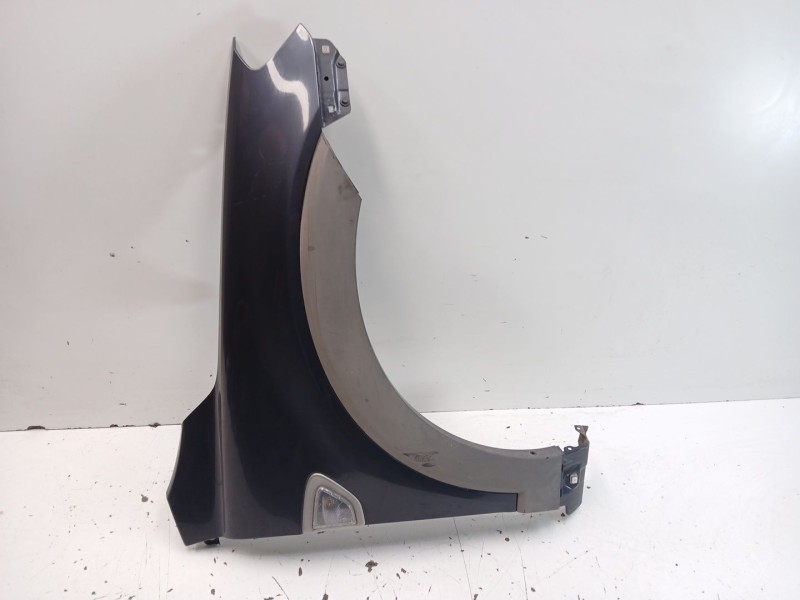Recambio de aleta delantera derecha para chevrolet captiva (c100, c140) 2.0 d 4wd referencia OEM IAM 96624396  