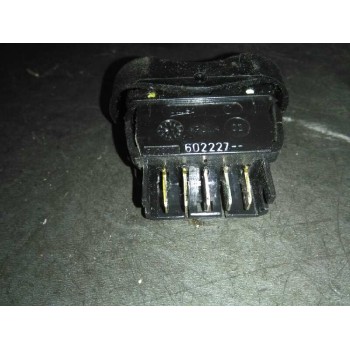 Recambio de mando elevalunas delantero derecho para dacia sandero laureate music referencia OEM IAM   