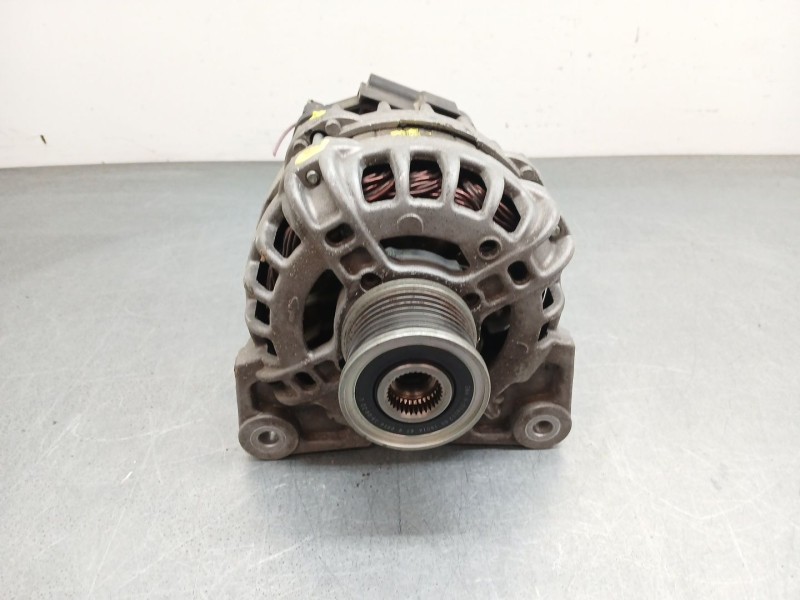 Recambio de alternador para dacia sandero ii (b8_) tce 90 (b8m1, b8ma) referencia OEM IAM 231002854r  