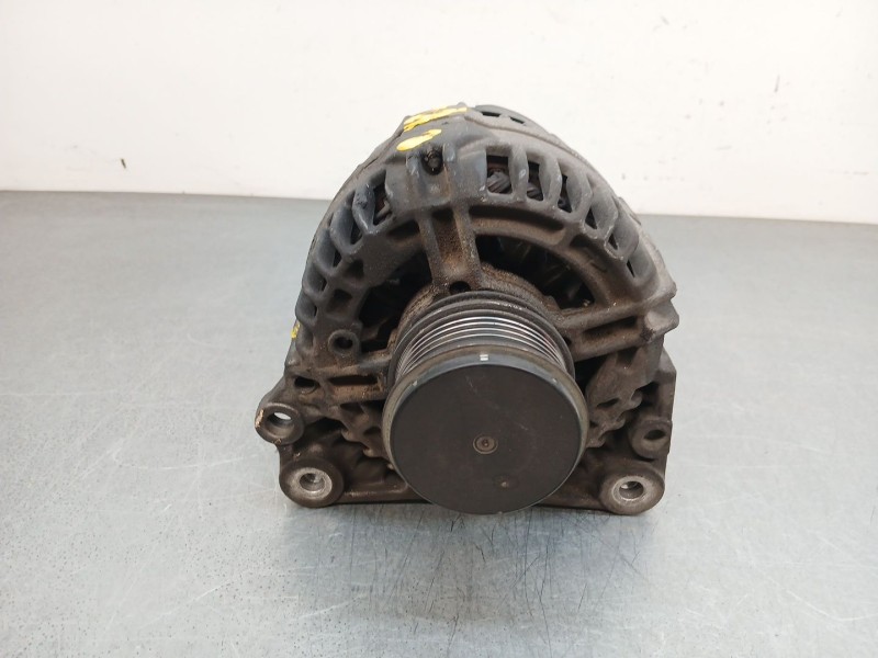 Recambio de alternador para seat leon (1m1) 1.9 tdi referencia OEM IAM 028903028D / 038903018PX  