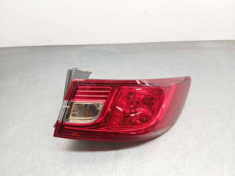 Recambio de piloto trasero derecho para renault clio iv (bh_) 1.5 dci 90 referencia OEM IAM 265505796R  