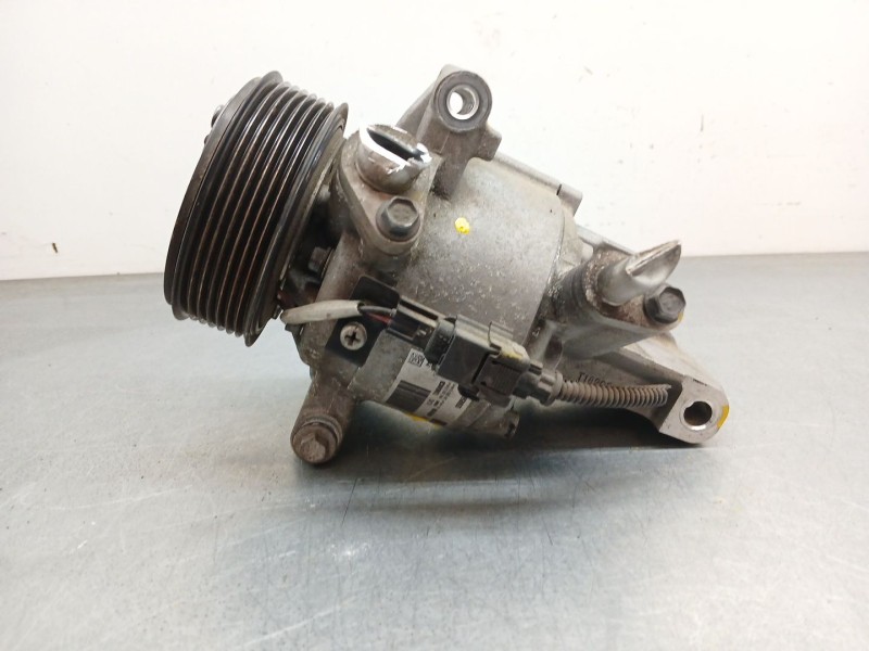 Recambio de compresor aire acondicionado para dacia sandero ii (b8_) tce 90 (b8m1, b8ma) referencia OEM IAM 926005689r  