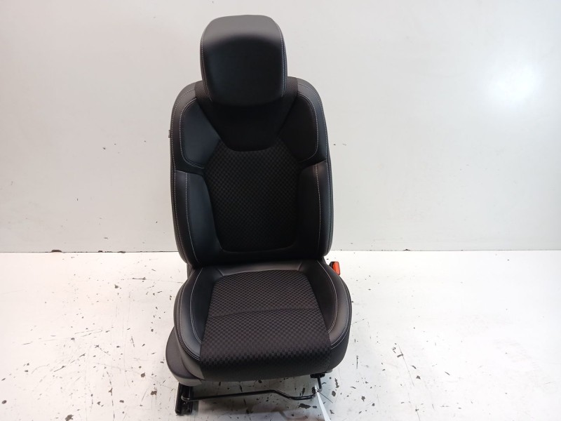 Recambio de asiento delantero derecho para renault clio iv (bh_) 0.9 tce 90 referencia OEM IAM   
