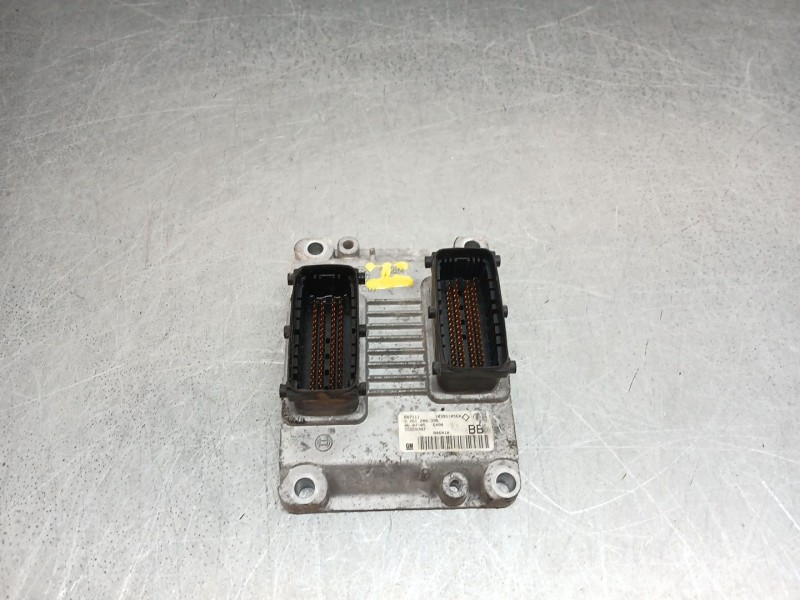 Recambio de centralita motor uce para opel astra h (a04) 1.4 (l48) referencia OEM IAM 55558787  