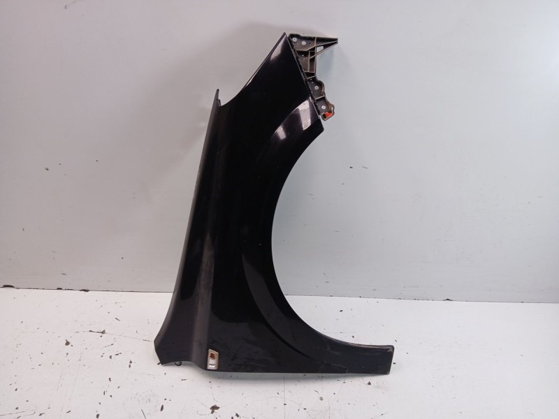 Recambio de aleta delantera derecha para opel astra h (a04) 1.4 (l48) referencia OEM IAM 93178667  