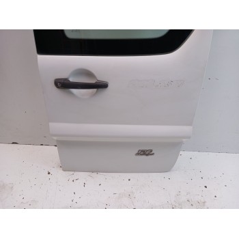 Recambio de puerta trasera derecha para fiat scudo combi (272) 2.0 jtdm referencia OEM IAM  ACRISTALADA 