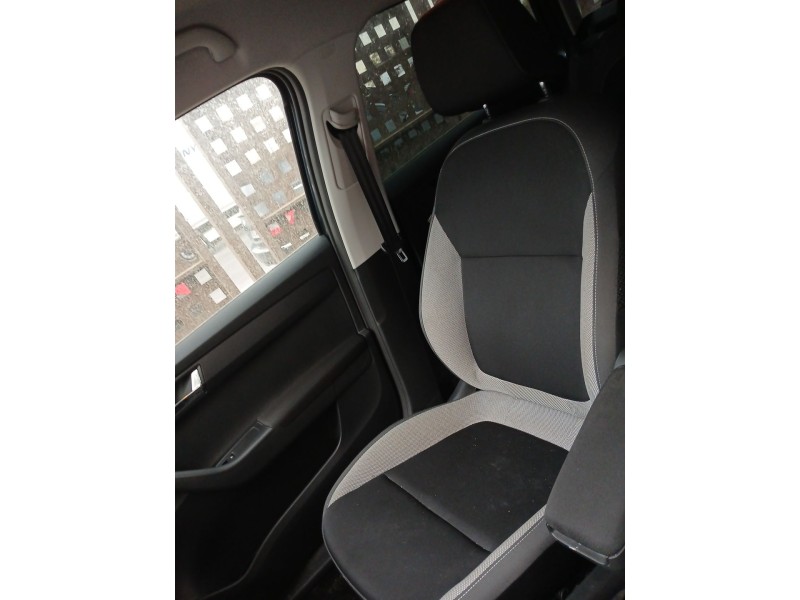 Recambio de asiento delantero derecho para skoda fabia iii station wagon (nj5) 1.0 tsi referencia OEM IAM   