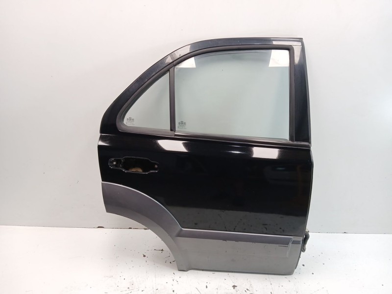 Recambio de puerta trasera derecha para kia sorento i (jc) 2.5 crdi referencia OEM IAM 770043E111  