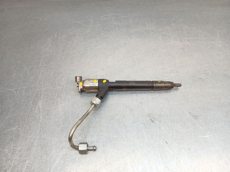 Recambio de inyector para opel astra j lim. 1.6 cdti dpf referencia OEM IAM 55578075  