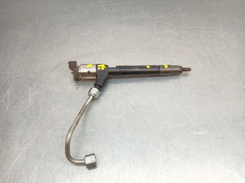 Recambio de inyector para opel astra j lim. 1.6 cdti dpf referencia OEM IAM 55578075  