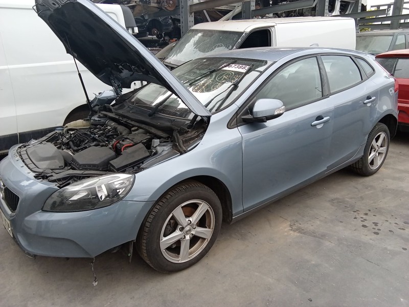 volvo v40 hatchback (525) del año 2016