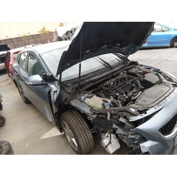 volvo v40 hatchback (525) del año 2016