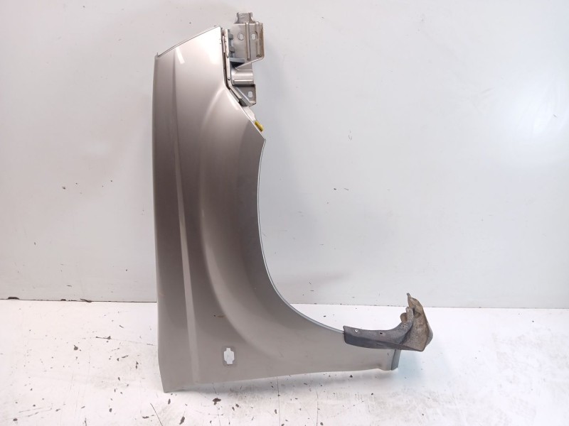 Recambio de aleta delantera derecha para nissan x-trail i (t30) 2.2 dci fwd referencia OEM IAM 631128H400  