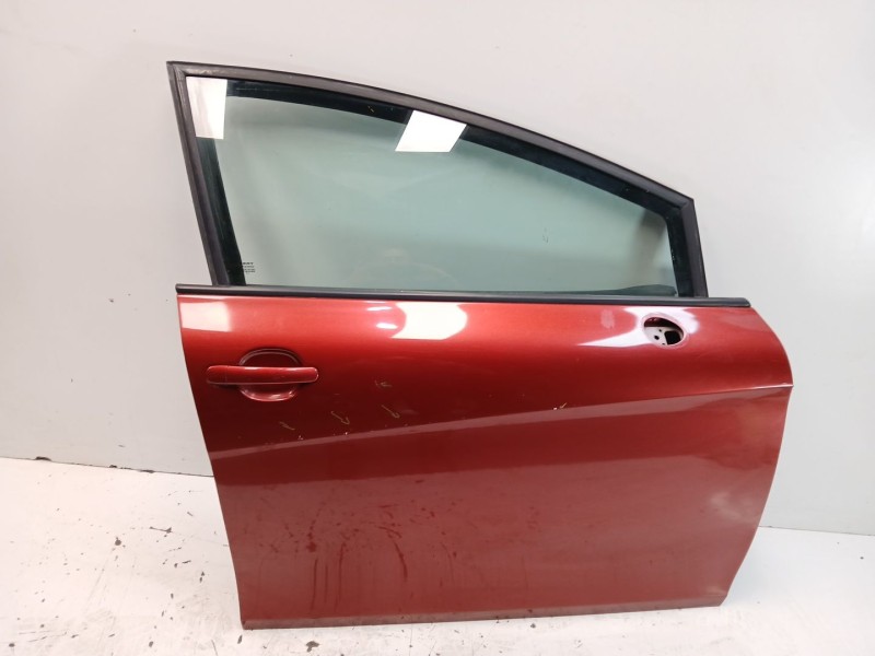 Recambio de puerta delantera derecha para seat leon (1p1) 1.6 referencia OEM IAM 1P0831056A  