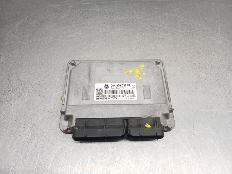Recambio de centralita motor uce para seat leon (1p1) 1.6 referencia OEM IAM 06a906033ff  