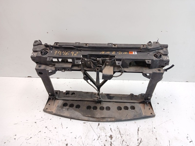 Recambio de panel frontal para mazda 3 sedán (bl) 1.6 mzr cd (bl12) referencia OEM IAM BBM453110  