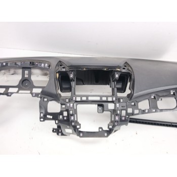 Recambio de salpicadero para hyundai i30 (gd) 1.4 crdi referencia OEM IAM 84710A6000RY  