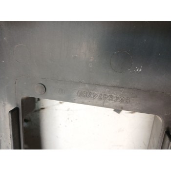 Recambio de panel frontal para peugeot 407 (6d_) 2.0 hdi (6drhrh) referencia OEM IAM 9646474780  