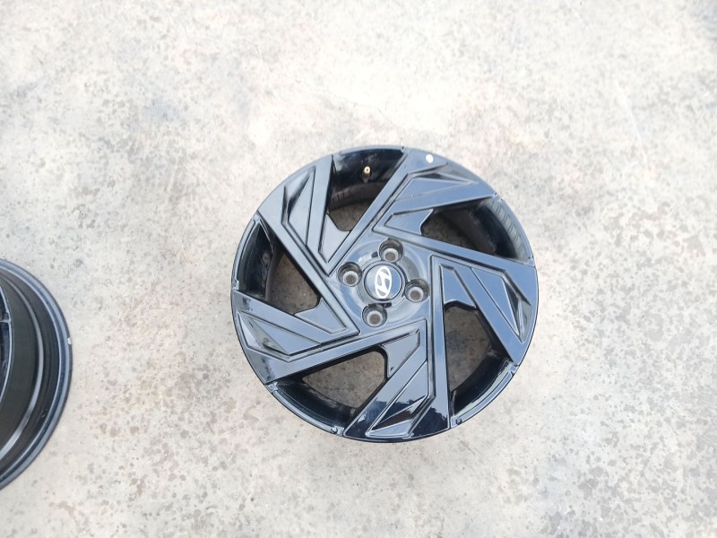 Recambio de llanta para hyundai bayon (bc3) 1.0 t-gdi referencia OEM IAM 52910Q0230 x1 16 pulgadas