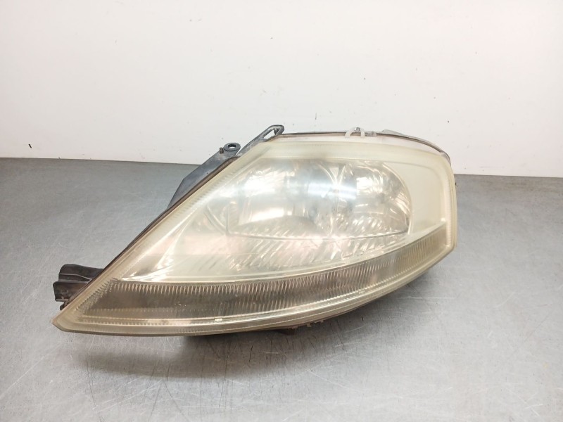 Recambio de faro izquierdo para citroën c3 i (fc_, fn_) 1.4 hdi referencia OEM IAM 620885  