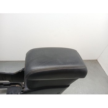 Recambio de apoyabrazos central para citroën c-crosser 2.2 hdi fap cat referencia OEM IAM 8011a083  