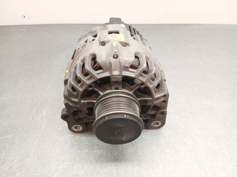 Recambio de alternador para seat ibiza iii (6l1) 1.9 tdi referencia OEM IAM 038903023r  