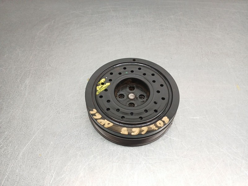 Recambio de polea cigueñal para opel astra j (p10) 1.6 cdti (68) referencia OEM IAM 55569985  