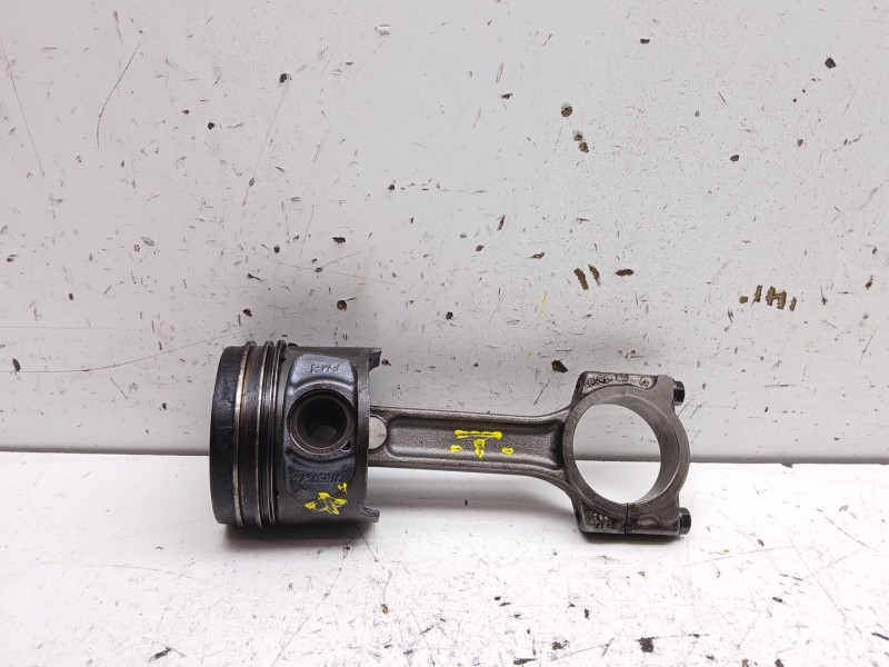Recambio de piston para dacia sandero 1.5 dci diesel fap cat referencia OEM IAM 7657hx  