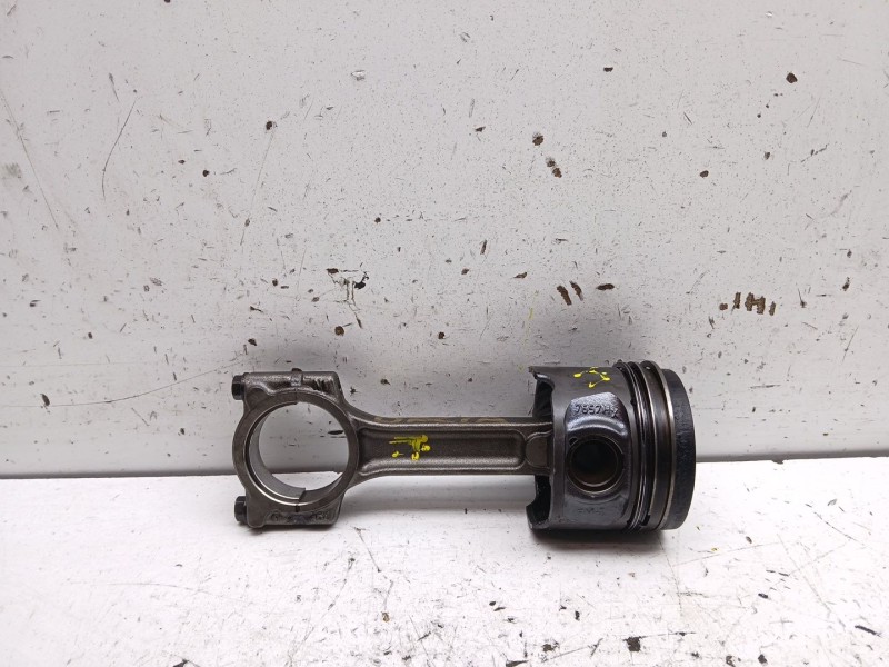 Recambio de piston para dacia sandero 1.5 dci diesel fap cat referencia OEM IAM 7657hx  